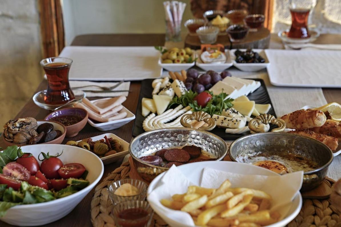 Castle Cave Hotel 괴레메 외부 사진