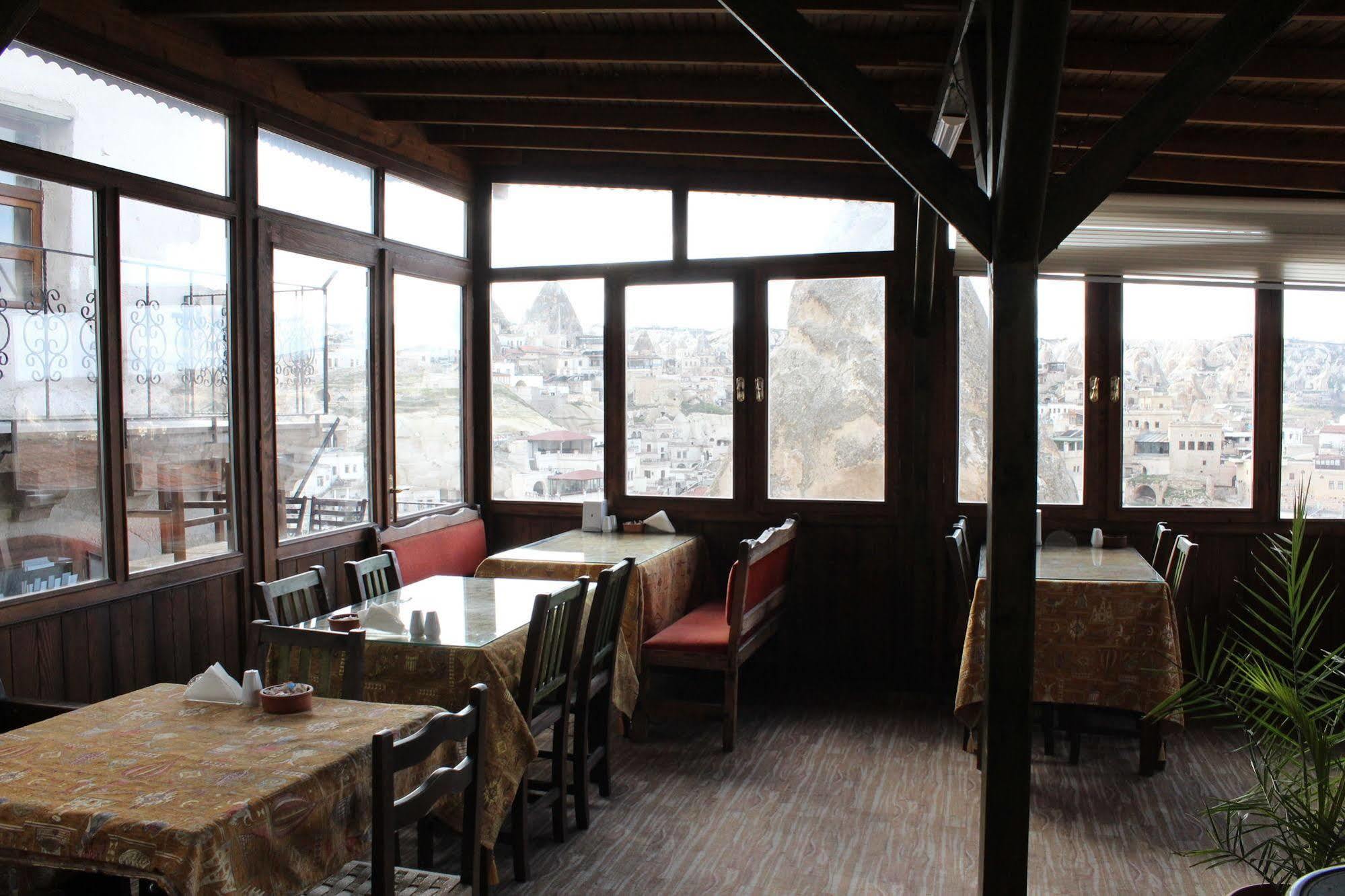 Castle Cave Hotel 괴레메 외부 사진