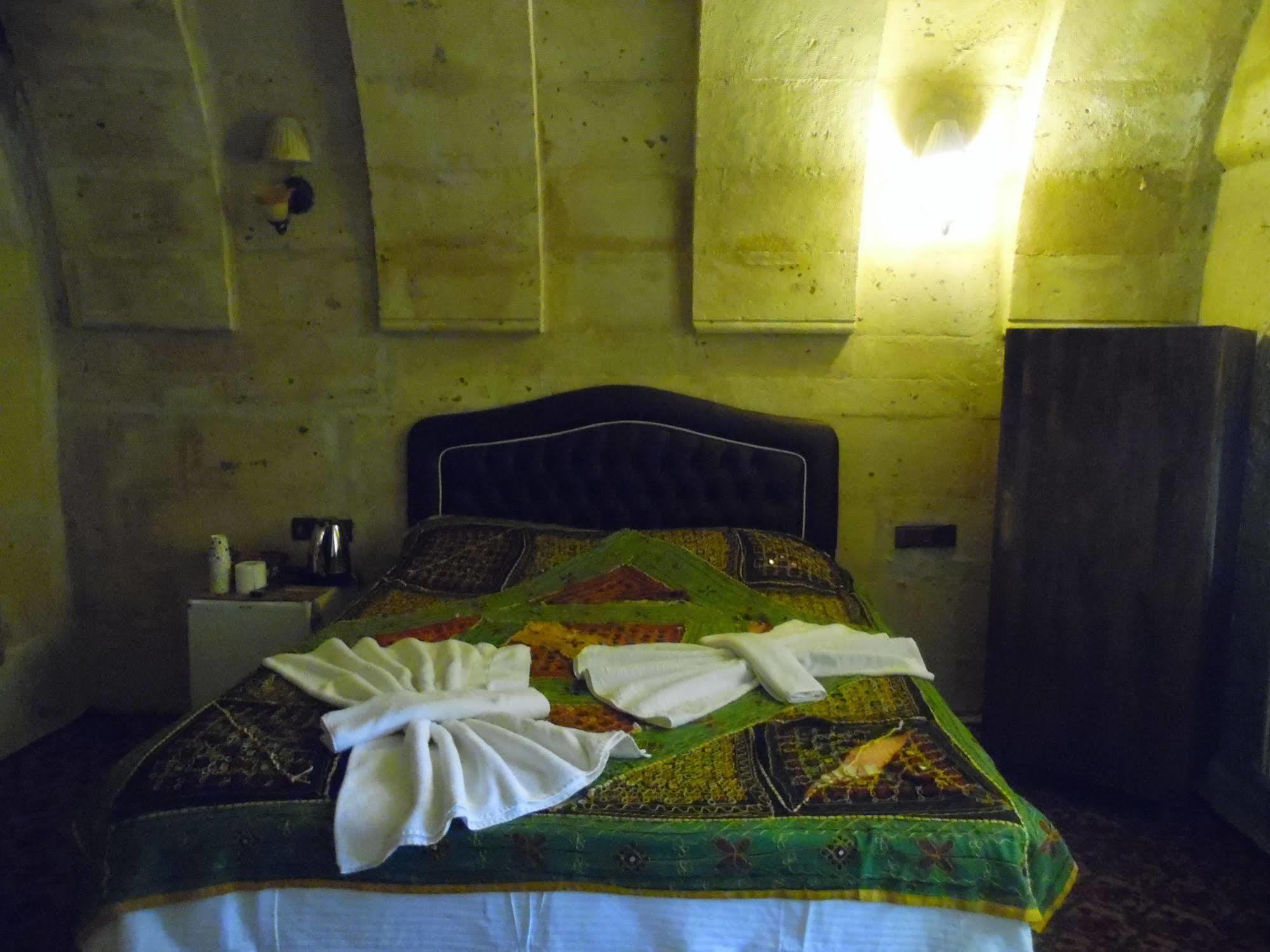 Castle Cave Hotel 괴레메 외부 사진
